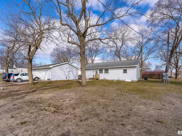 309 Franklin St, New Boston, IL 61272