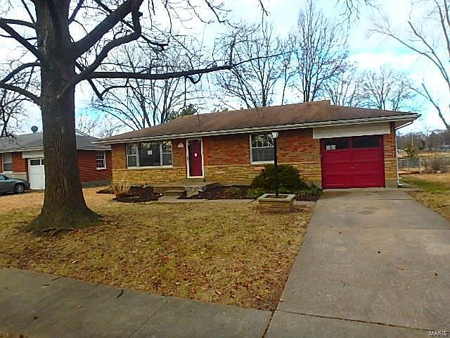 1st image of 339 Royce Dr