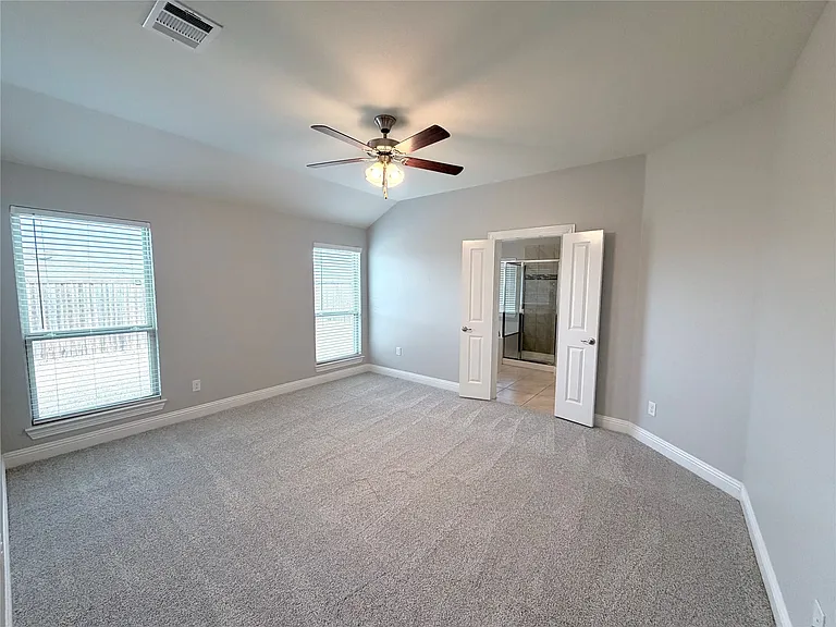 1205 Parker Dr — Photo 12