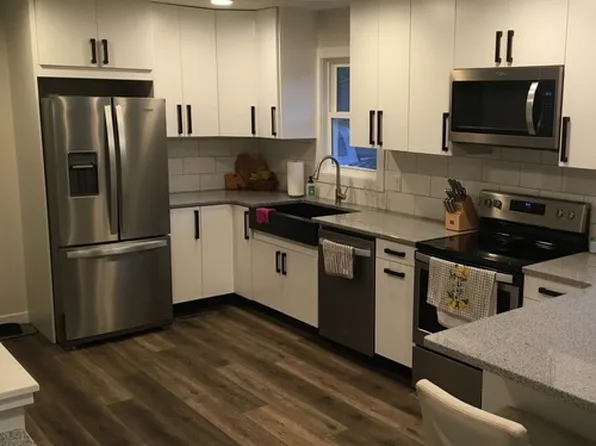 325 Walnut St, Sauk City, WI 53583