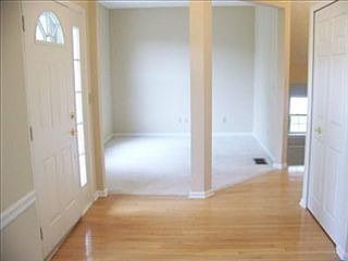2nd image of 27026 Glenside Ln