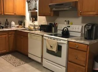 32 Essex St, Ludlow, MA 01056