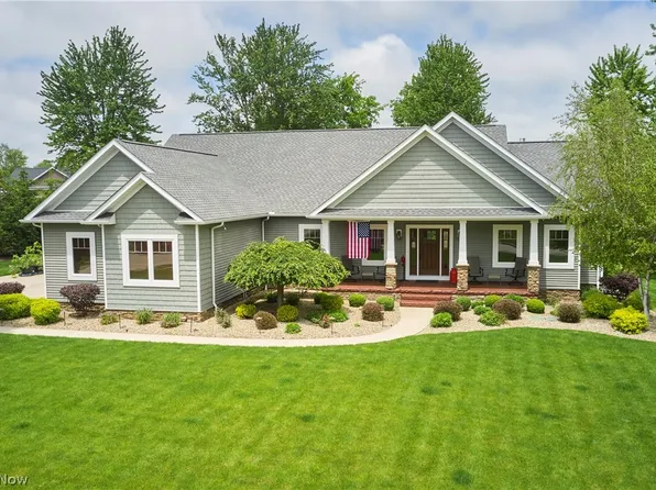 8595 Virginia Dr, Westfield Center, OH 44251