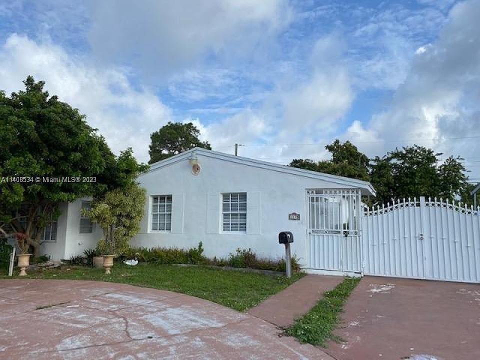 1st image of 1815 NE 175th St