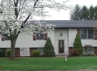 247 Oberlin Dr, Butler, PA