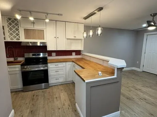 213 N Kent St, Winchester, VA 22601
