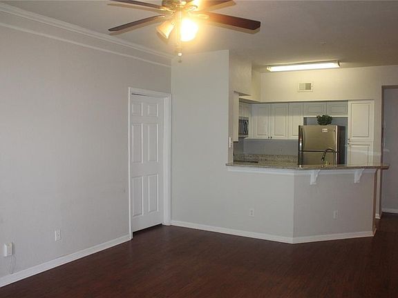 4th image of 2131 Lake Debra Dr APT 1117