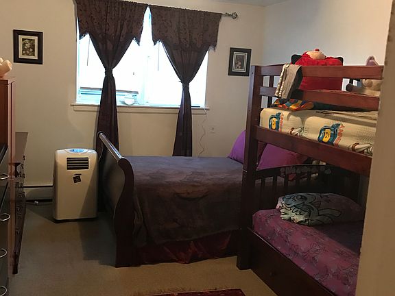 4th image of 13411 Dahlia Ave APT A