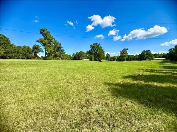 1161 E Oak St, Jena, LA 71342