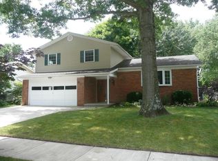 671 Heritage Blvd, Delaware, OH 43015