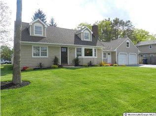 43 Birch St, Beachwood, NJ 08722