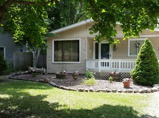 8963 Oxbow St, Livonia, MI 48150