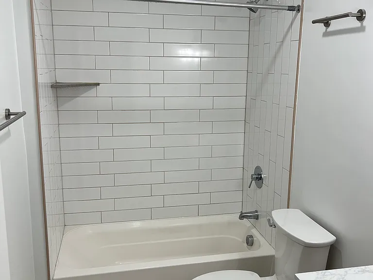 61 N 5th St #B — Photo 12
