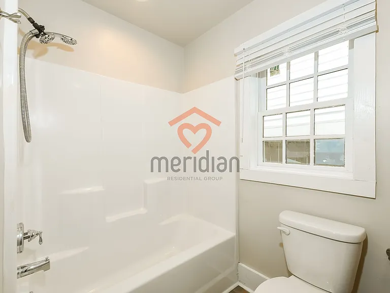 58 America St — Photo 14