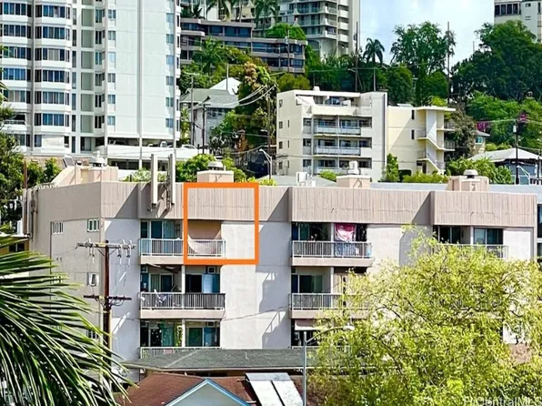 1459 Pele St APT 403, Honolulu, HI 96813