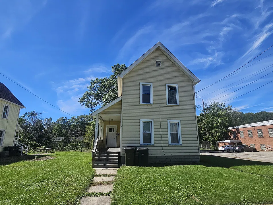 191 Linden Ave NE