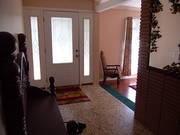 Front door Entryway