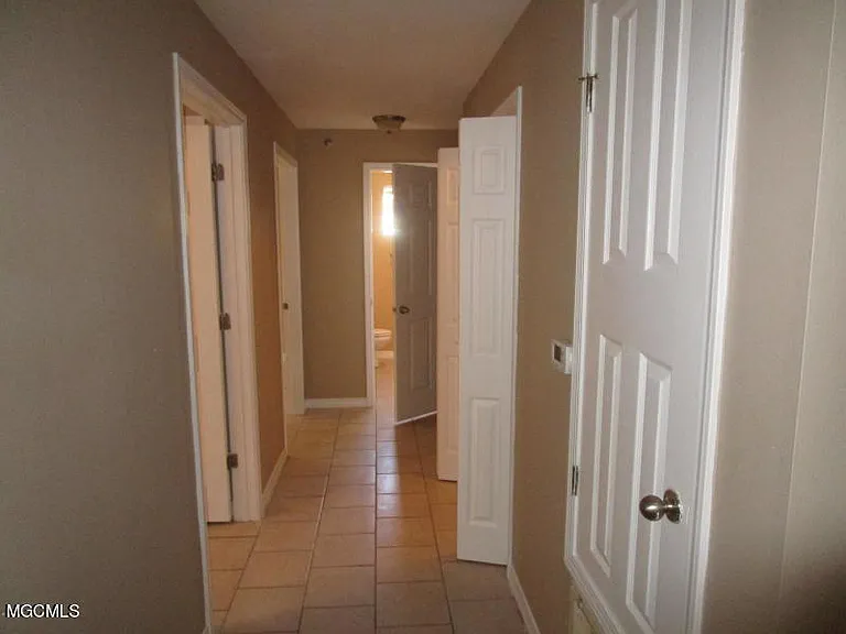 3008 50th Ave #B — Photo 7