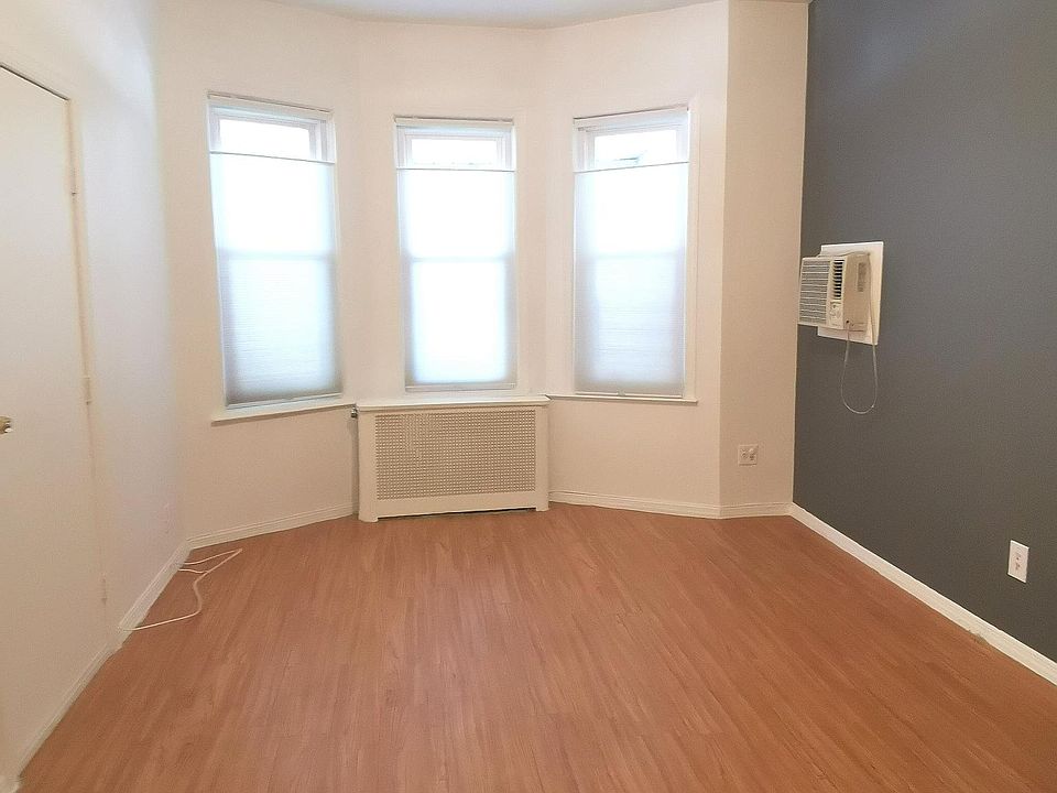 1st image of 1860 85th St #1
