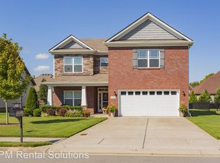 2220 Burnside Dr, Murfreesboro, TN 37128