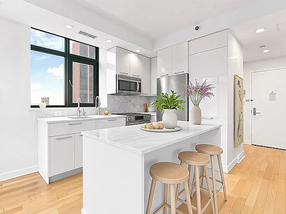 2nd image of 49 E 34th St #10C