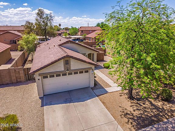 2nd image of 947 N MARIA Lane