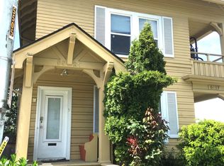 5525 15th Ave NE #C, Seattle, WA 98105