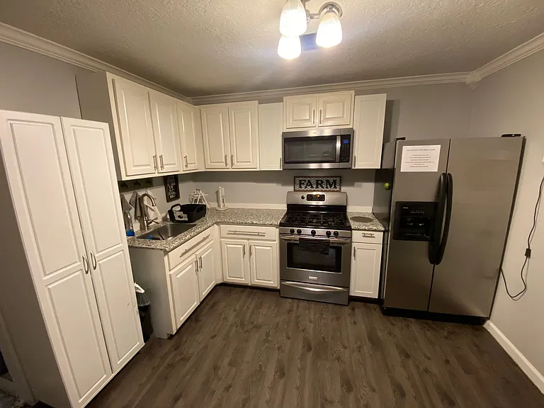 Cedarcliff Dr — Photo 6