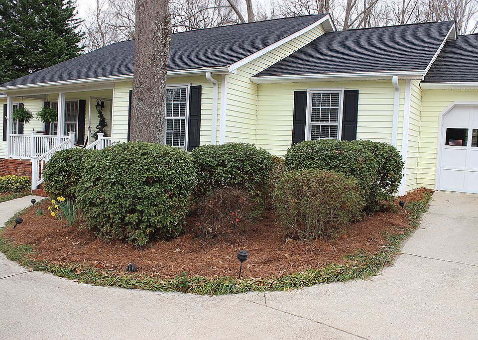 2nd image of 514 Hammett Bridge Rd