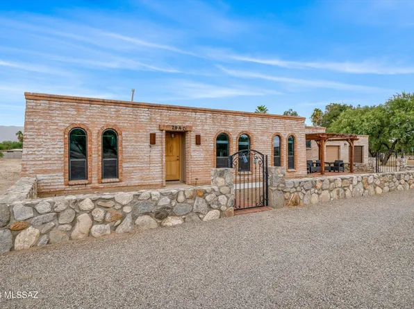2940 N Conestoga Ave, Tucson, AZ 85749