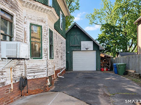 5th image of 36-38 Wilson Avenue