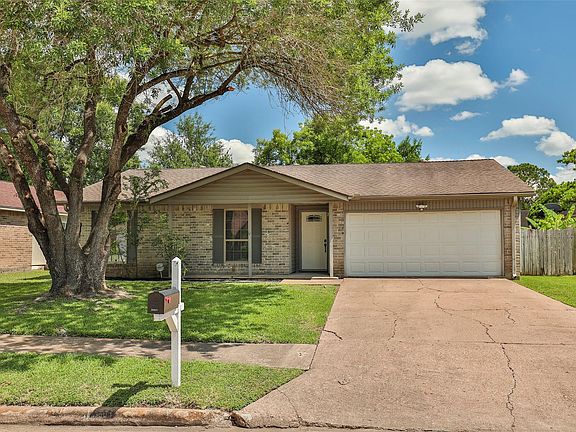 2nd image of 10007 Walnut Glen Dr