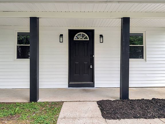 2nd image of 124 Edgewood Dr
