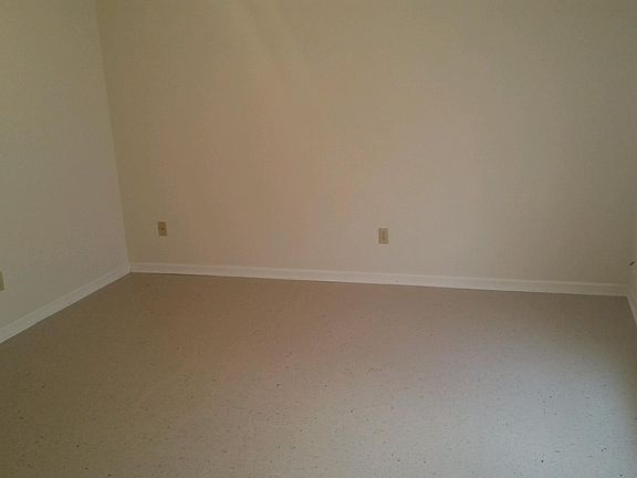 2nd image of 120 Winding Way #C