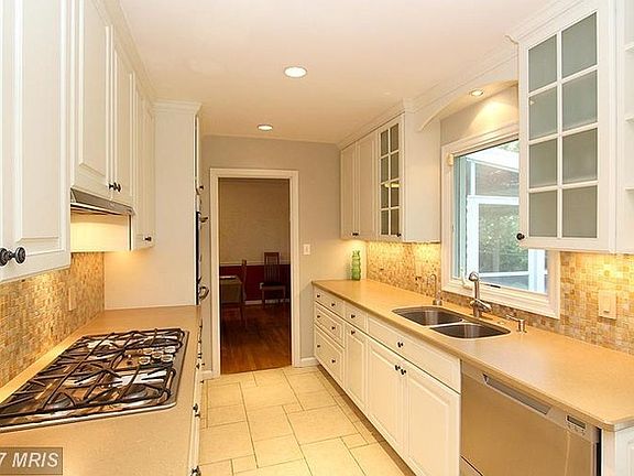 2nd image of 12108 Devilwood Dr