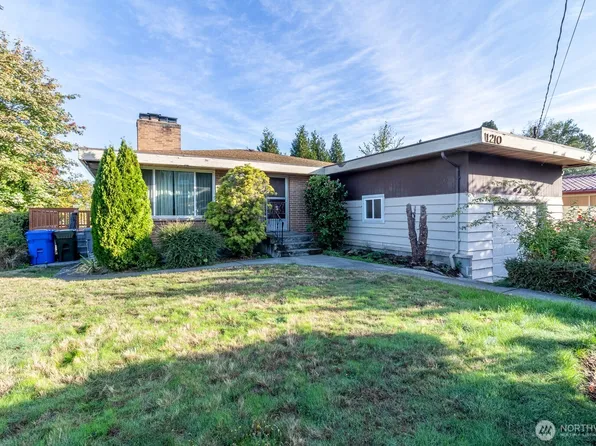1210 N 33rd Place, Renton, WA 98056