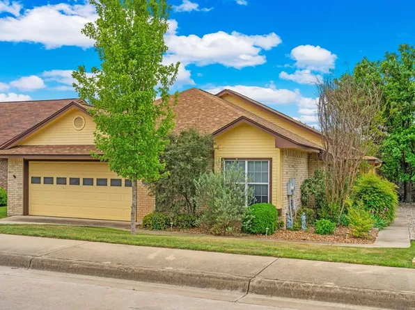 1253 Victory Ln, Kerrville, TX 78028