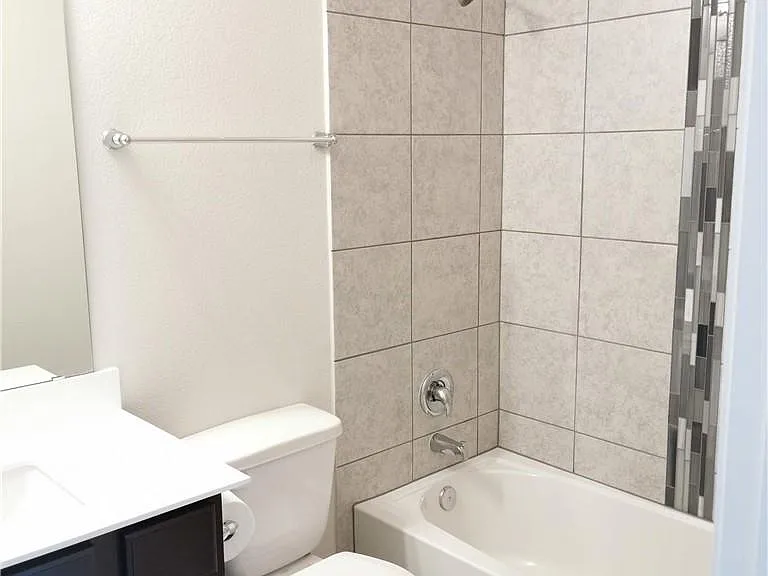 10504 Alemoor Dr — Photo 6