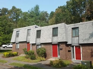 53 Trolley Crossing Ln, Middletown, CT 06457