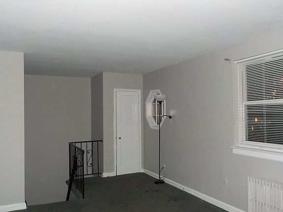 5th image of 7334 255th St Floor 2