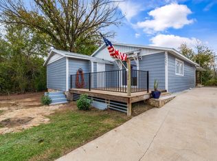 2537 Shoreline Ct, Weatherford, TX 76087