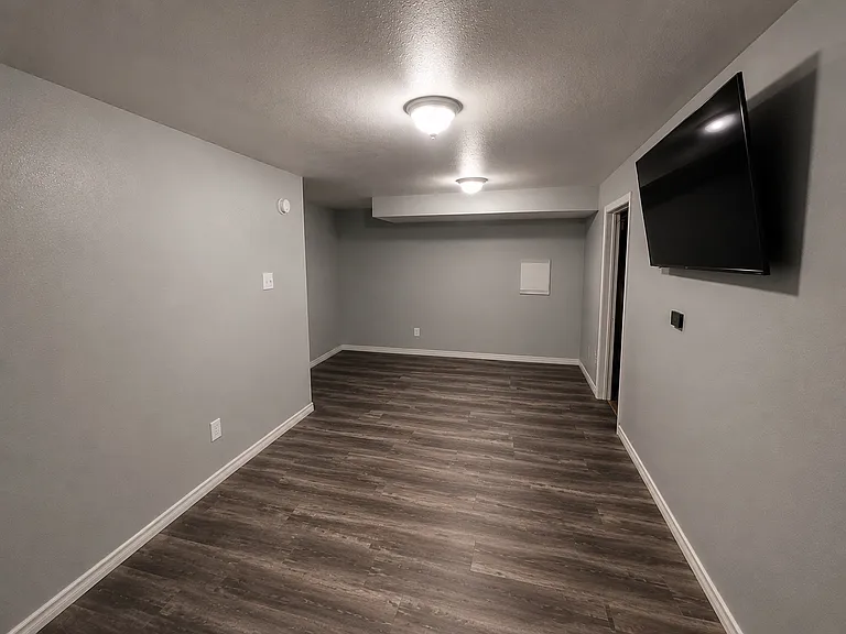 1609 S Ivory Cir #B — Photo 10