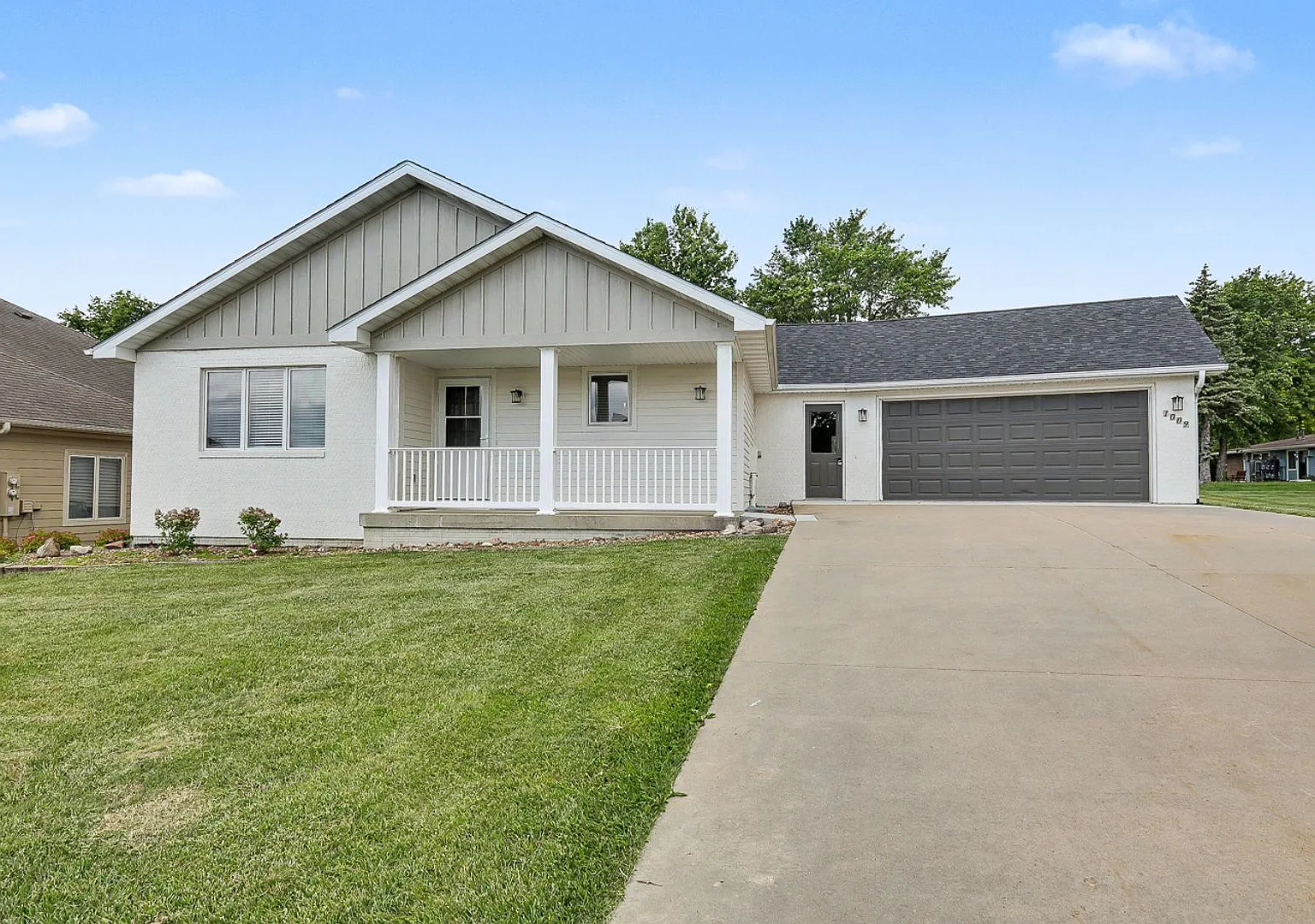 Newly Remodel 3 bed house — Photo 2