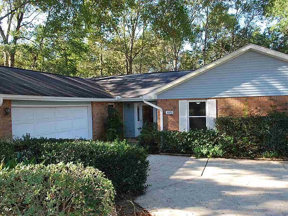 3rd image of 8070 Briaroak Dr