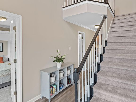 2nd image of 10073 Delle Meade Dr