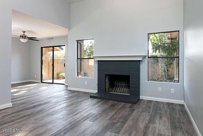 1st image of 885 Murdoch Ln