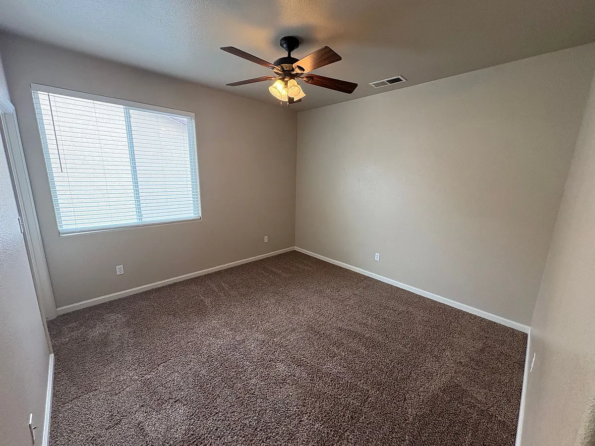 Building Photo - 1249 N Julieann Ct