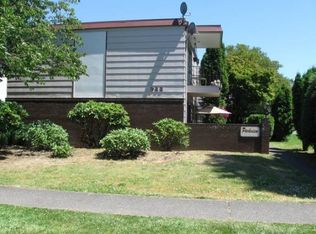 922 9th Ave APT 3, Longview, WA 98632