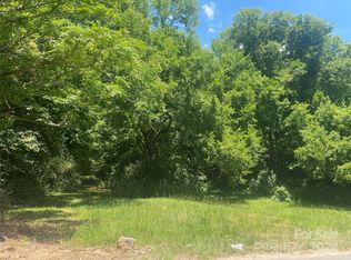 107 N Gregory St, Lancaster, SC 29720