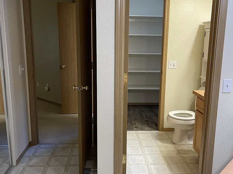 1544 Derby Ln SE — Photo 23